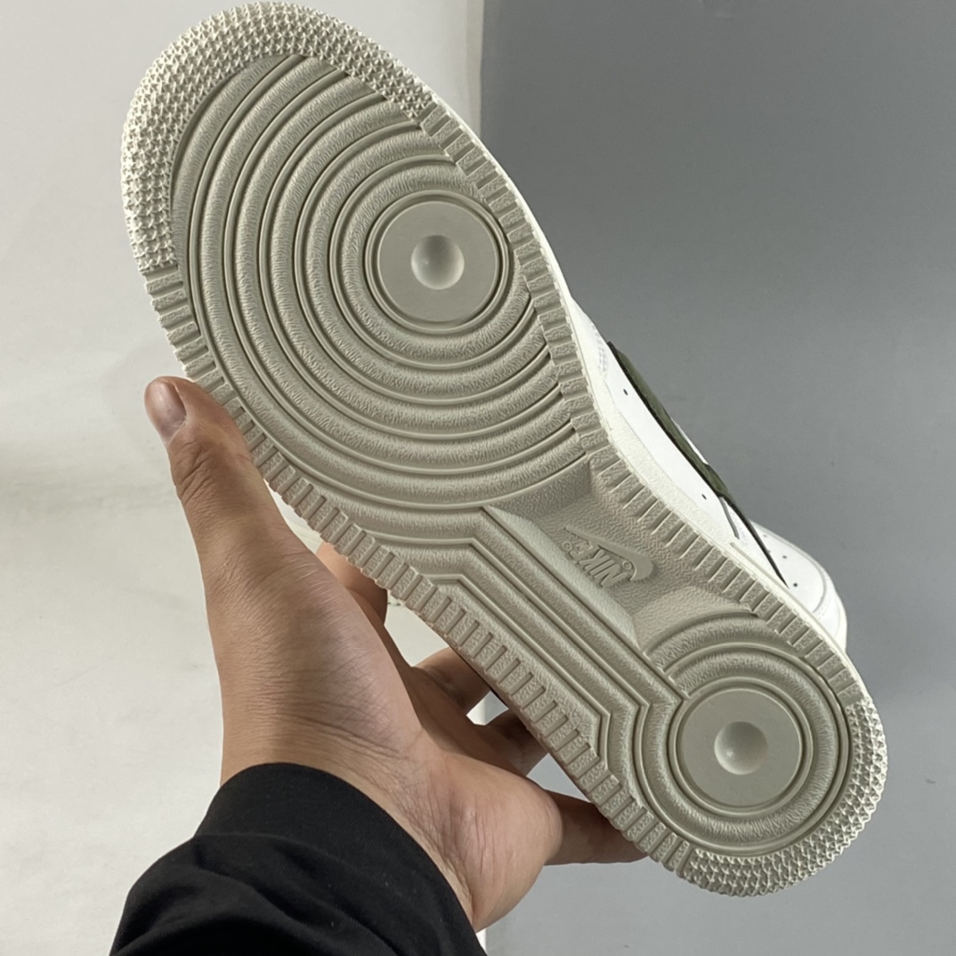 P220  Nike Air Force 1’07 Low“米白绿”配色低帮空军一号休闲板鞋 CQ5059-110
