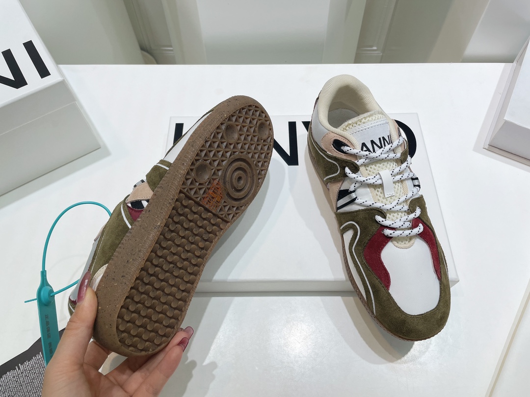 GENNICHERSIT 2022 Spring/Summer Collection: Colourful Leisure Shoes with Retro Design - 图片 9