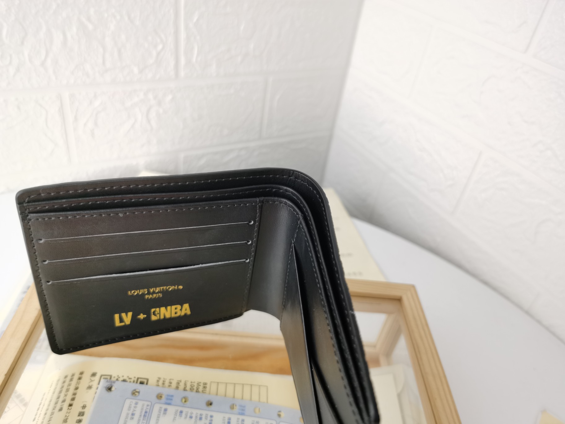 NBA MULTIPLE 財布 Monogram Watercolor Blue ヴァージル・アブロー デザイン