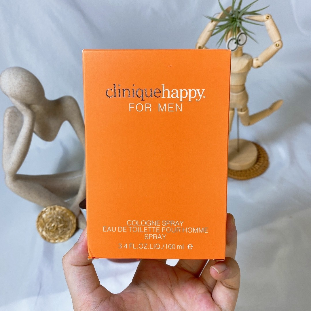 80💰倩碧 快乐男士香水100ml
Clinique Happy, 1999

香调：芳香柑橘调
前调：橘子 青柠 海水 柠檬 绿叶
中调：小苍兰 茉莉 铃兰 玫瑰
后调：柏树 雪松 麝香 愈创木
属性：男香
标签：柑橘 绿叶 芳香植物 海洋