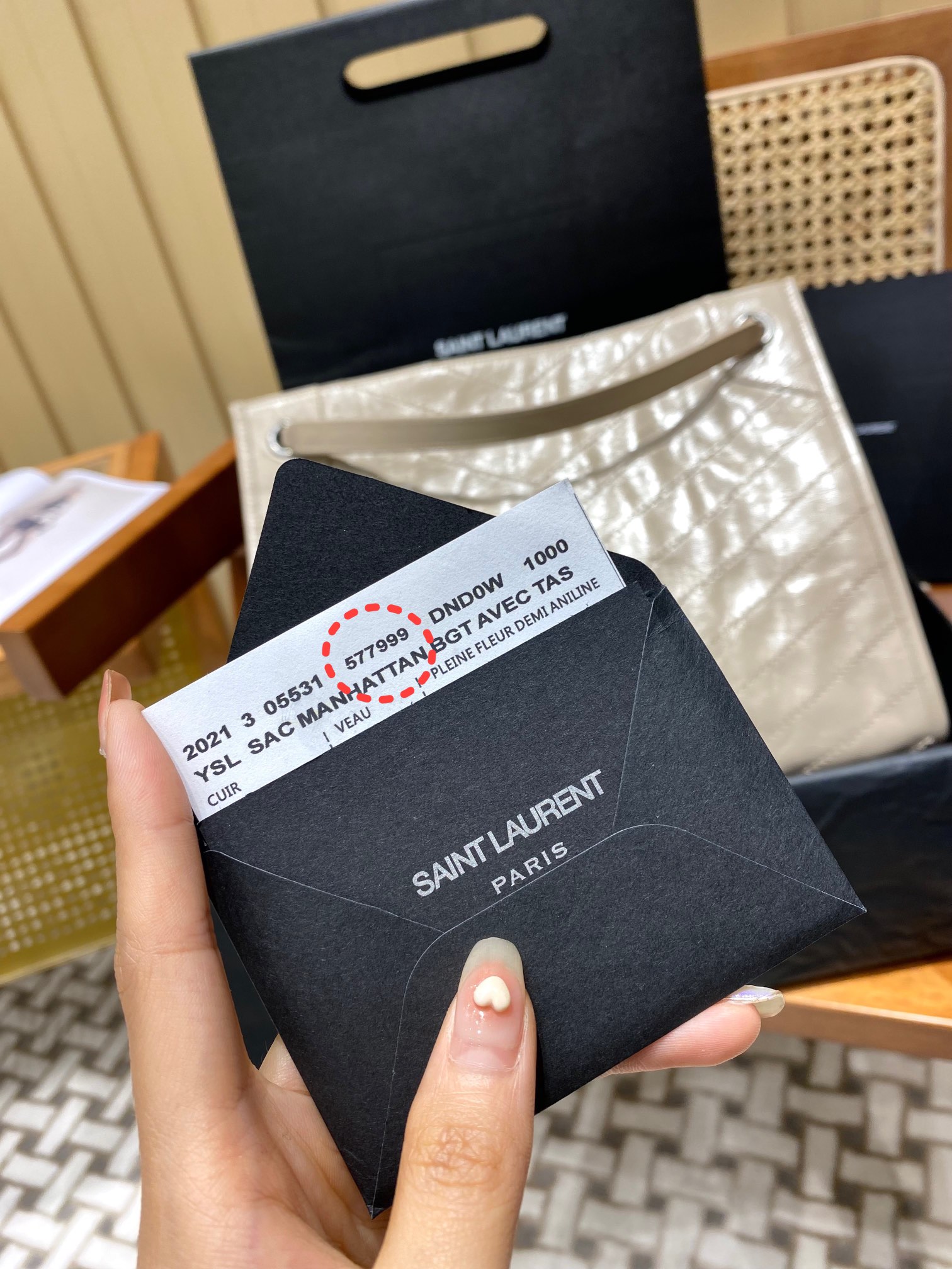 YSL NIKI SHOPPING BAG 33CM 577999奶茶色油蜡牛皮