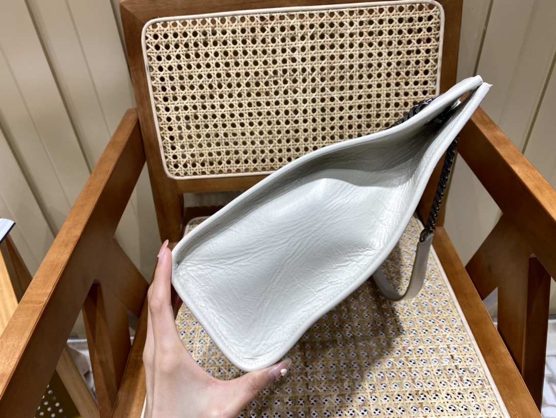 YSL NIKI SHOPPING BAG 33CM 577999奶白色油蜡牛皮