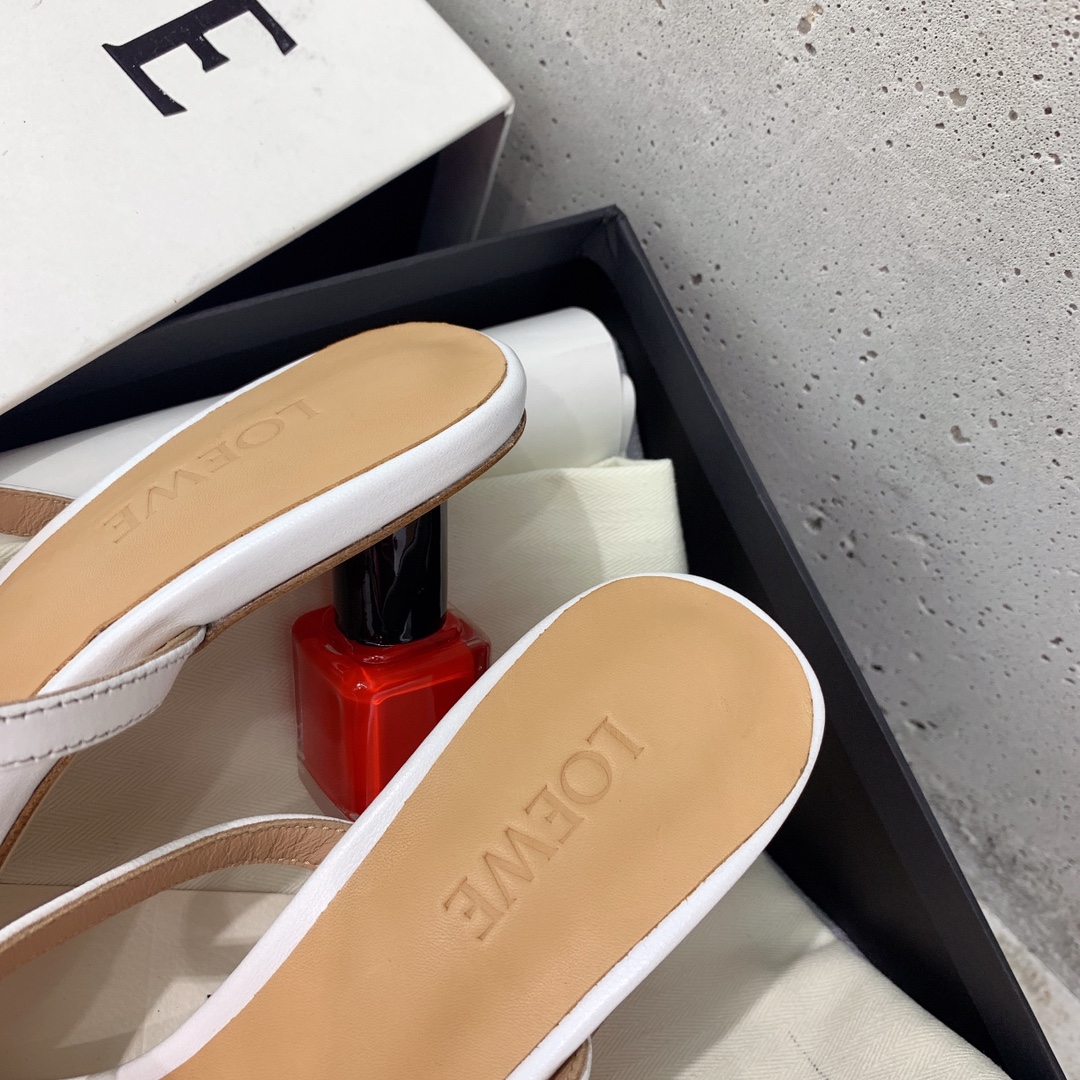 Loewe 2022 Show-Off Sandals: Unique Artistic Design with Premium Materials - 图片 6
