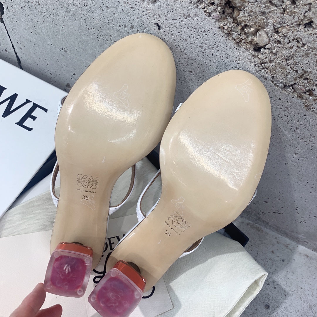 Loewe 2022 Show-Off Sandals: Unique Artistic Design with Premium Materials - 图片 9