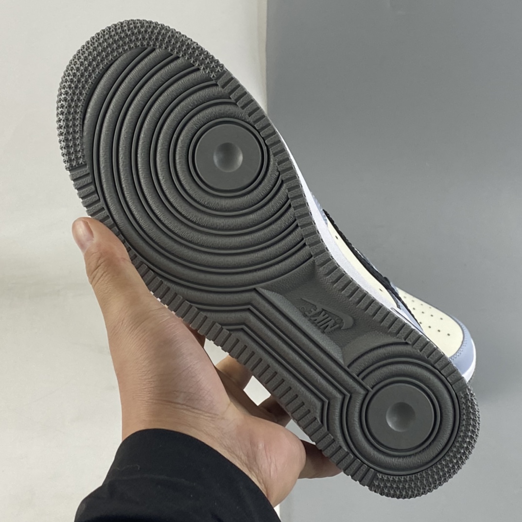 P200  Nike Air Force 1’07 Low 空军一号低帮运动休闲板鞋 CW2288-120