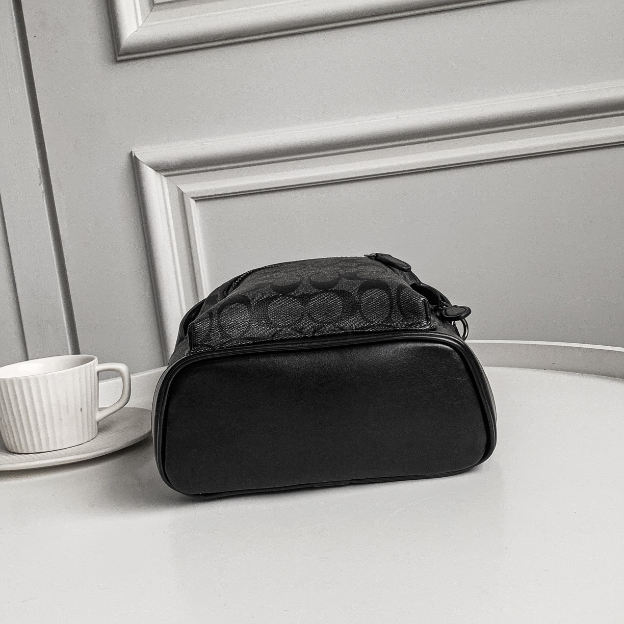 Coach C2853 C2999 男士 WSET胸包 PVC配头层牛皮、轻便小巧 背法多用 （可以胸前也可后背直背）尺寸19*33*07