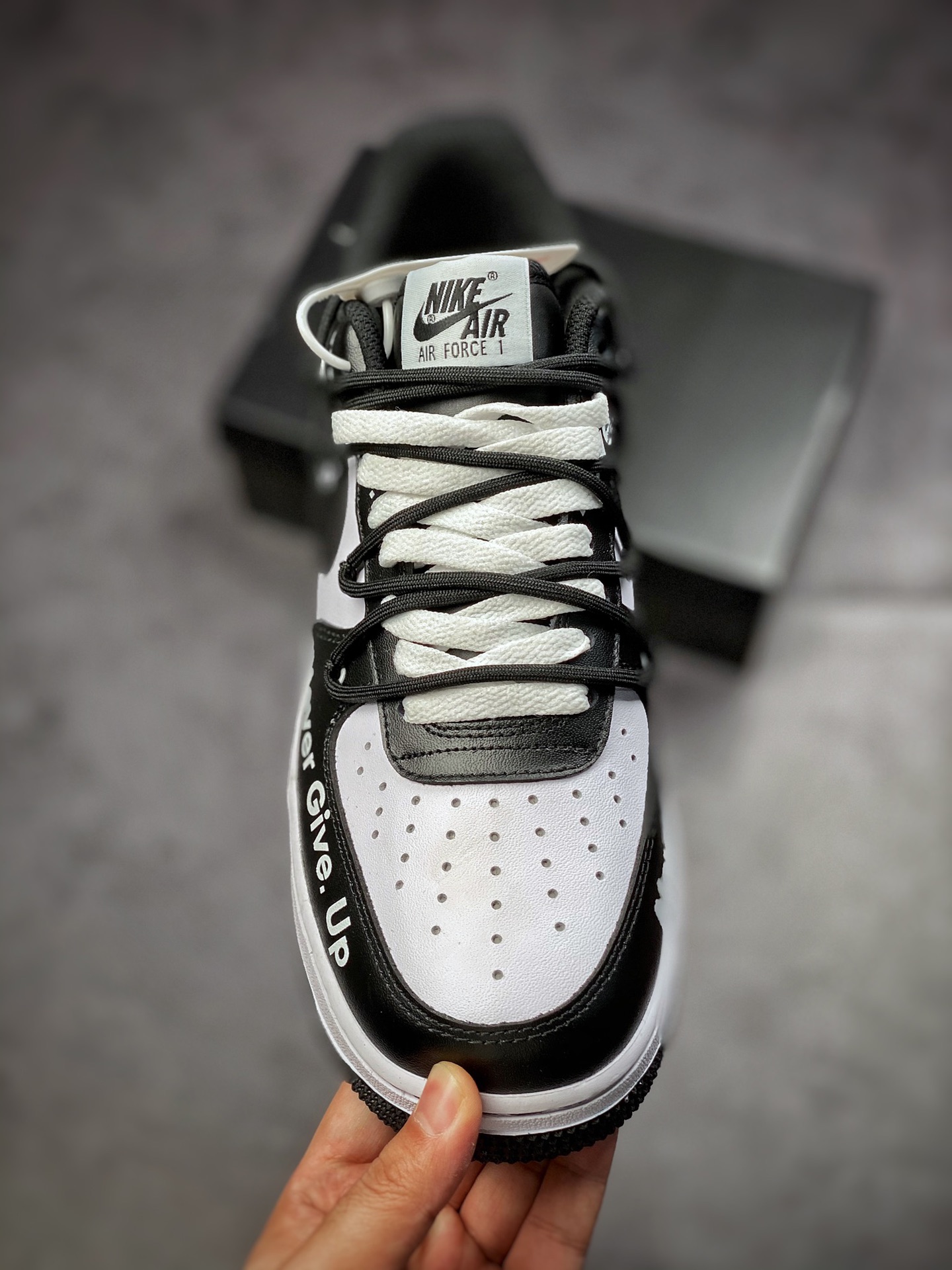 240  Nike Air Force 1 Low 07 黑白弹幕解构 CV1724-104