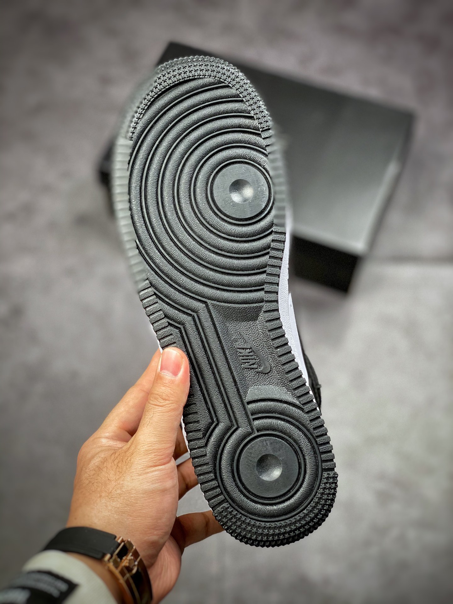 240  Nike Air Force 1 Low 07 黑白弹幕解构 CV1724-104
