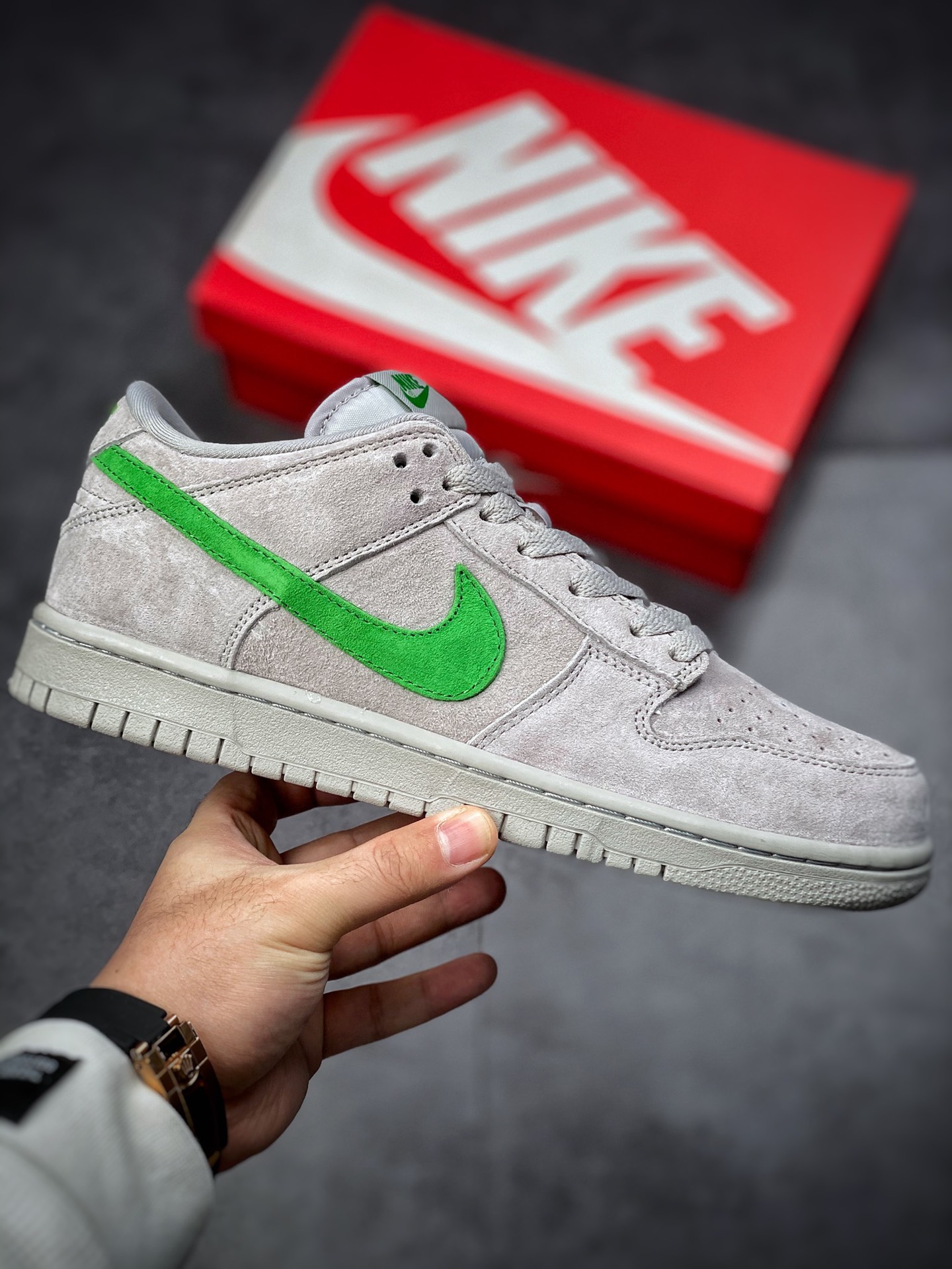 260  Nike SB Dunk Low 元年复刻 灰绿 316272-526