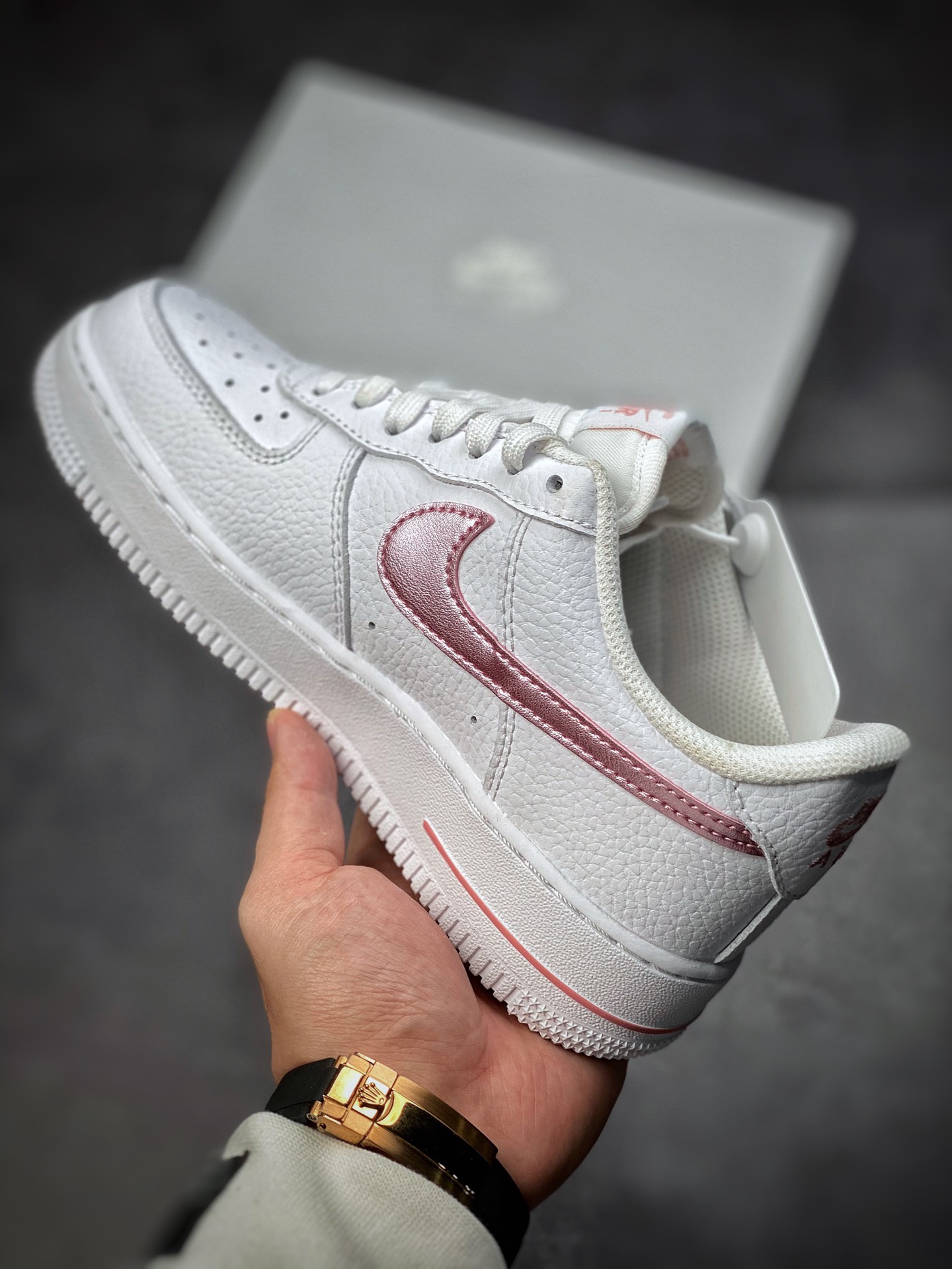 200  Nike Air Force 1 Low 07 荔枝纹玫瑰粉 CT3839-104