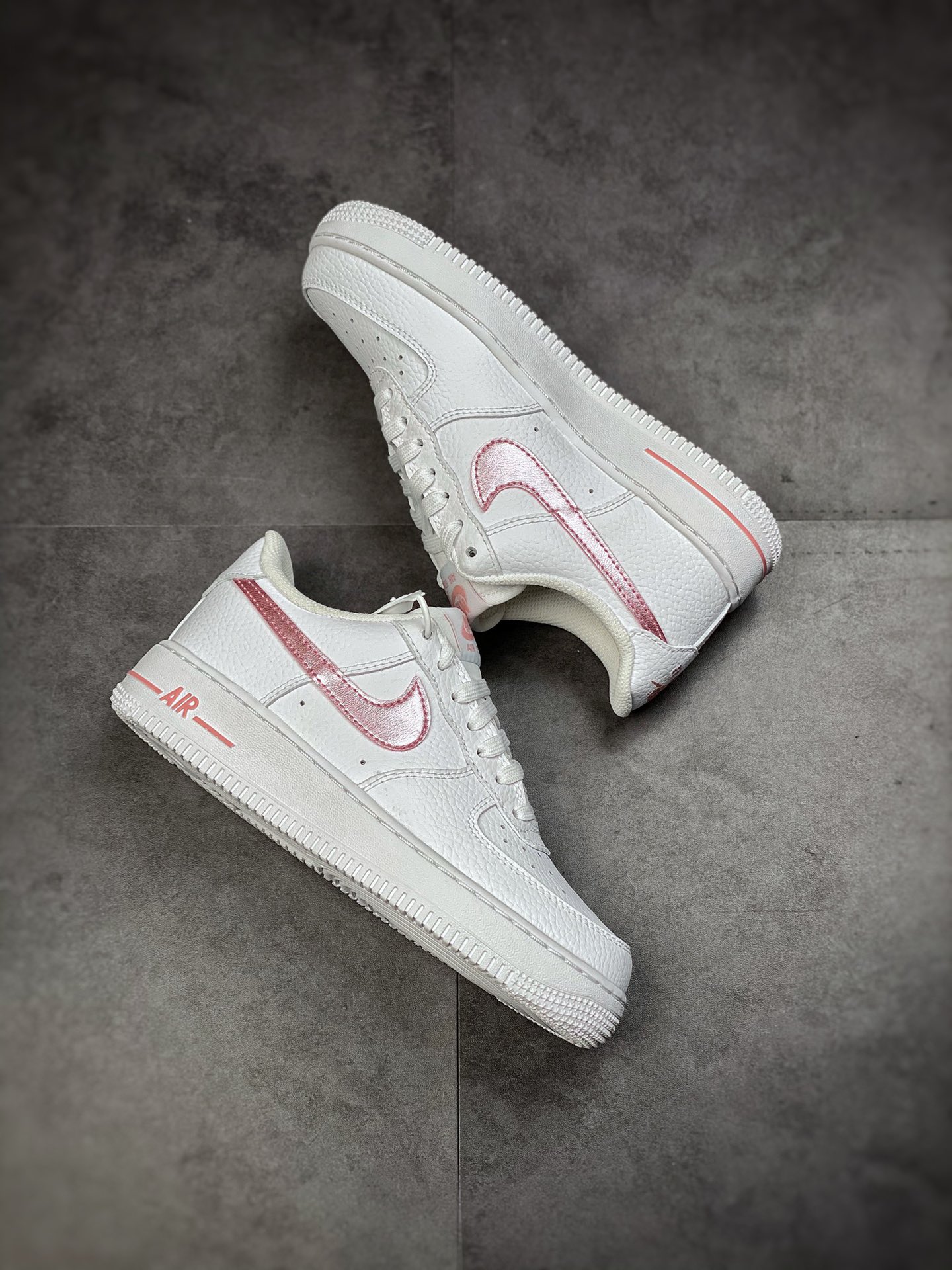 200  Nike Air Force 1 Low 07 荔枝纹玫瑰粉 CT3839-104