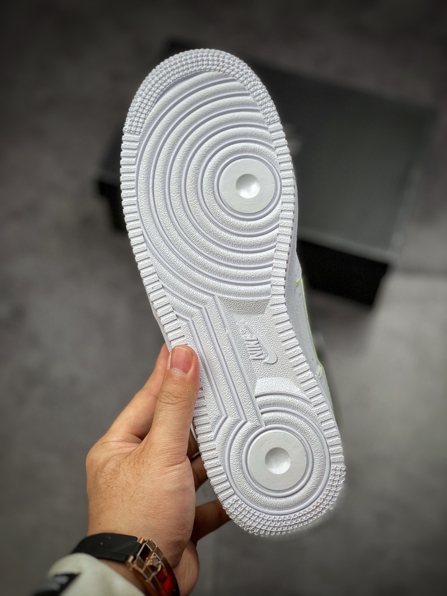 200  Nike Air Force 1 Low 07 白黑黄描边 CW2288-304