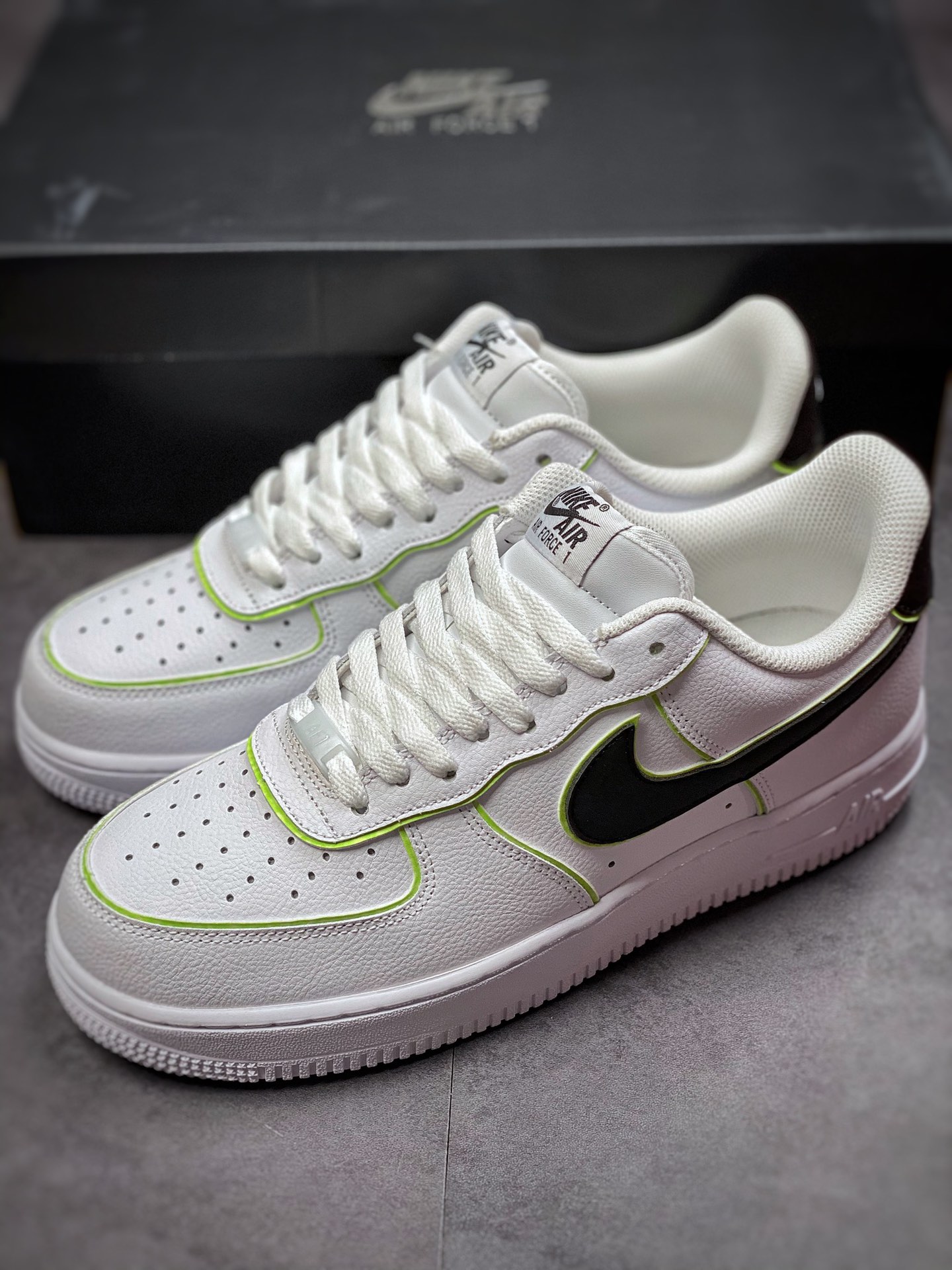 200  Nike Air Force 1 Low 07 白黑黄描边 CW2288-304