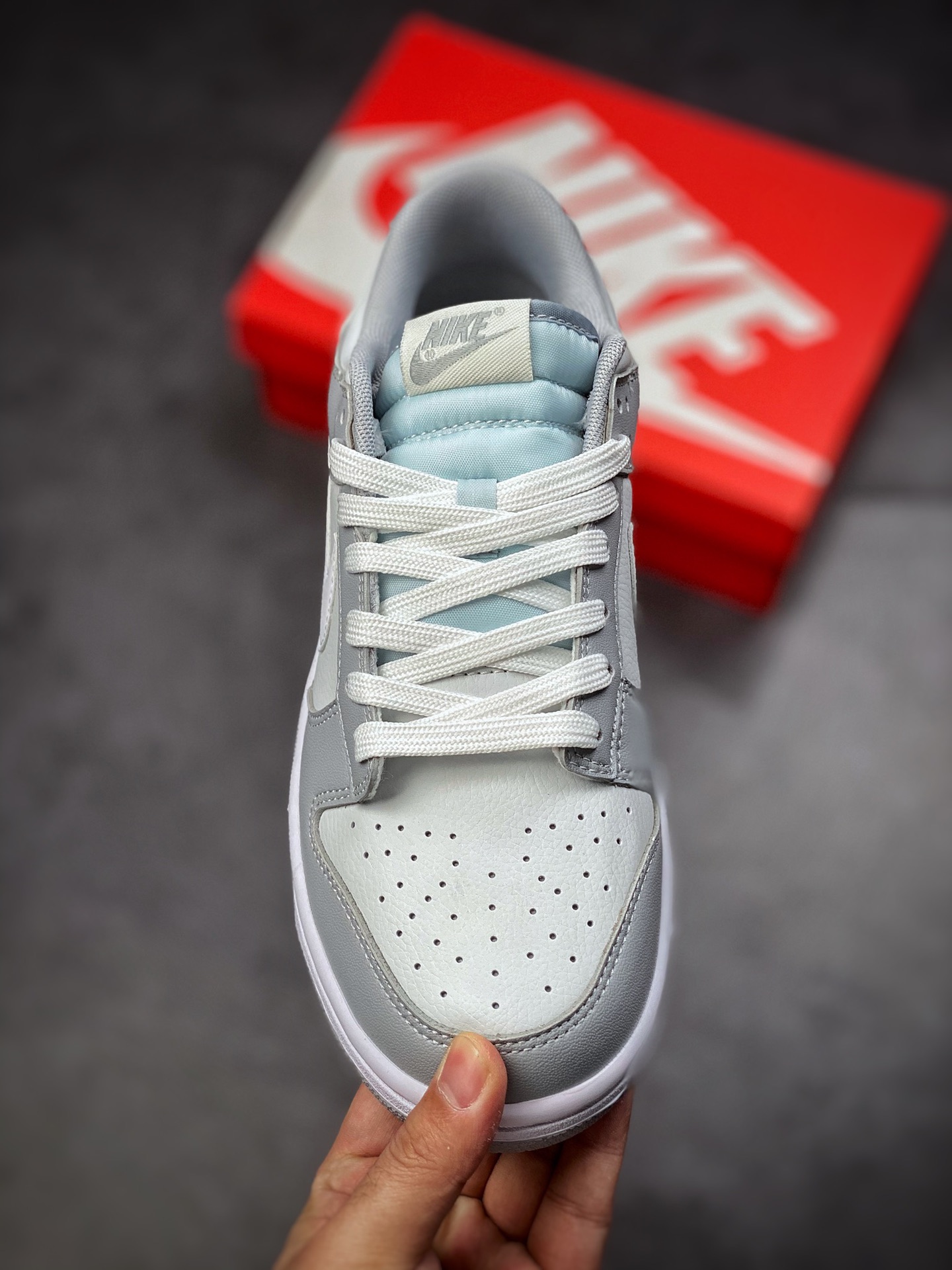 300  220  Nike Dunk Low Retro 复古 白灰 Dunk  DJ6188-001