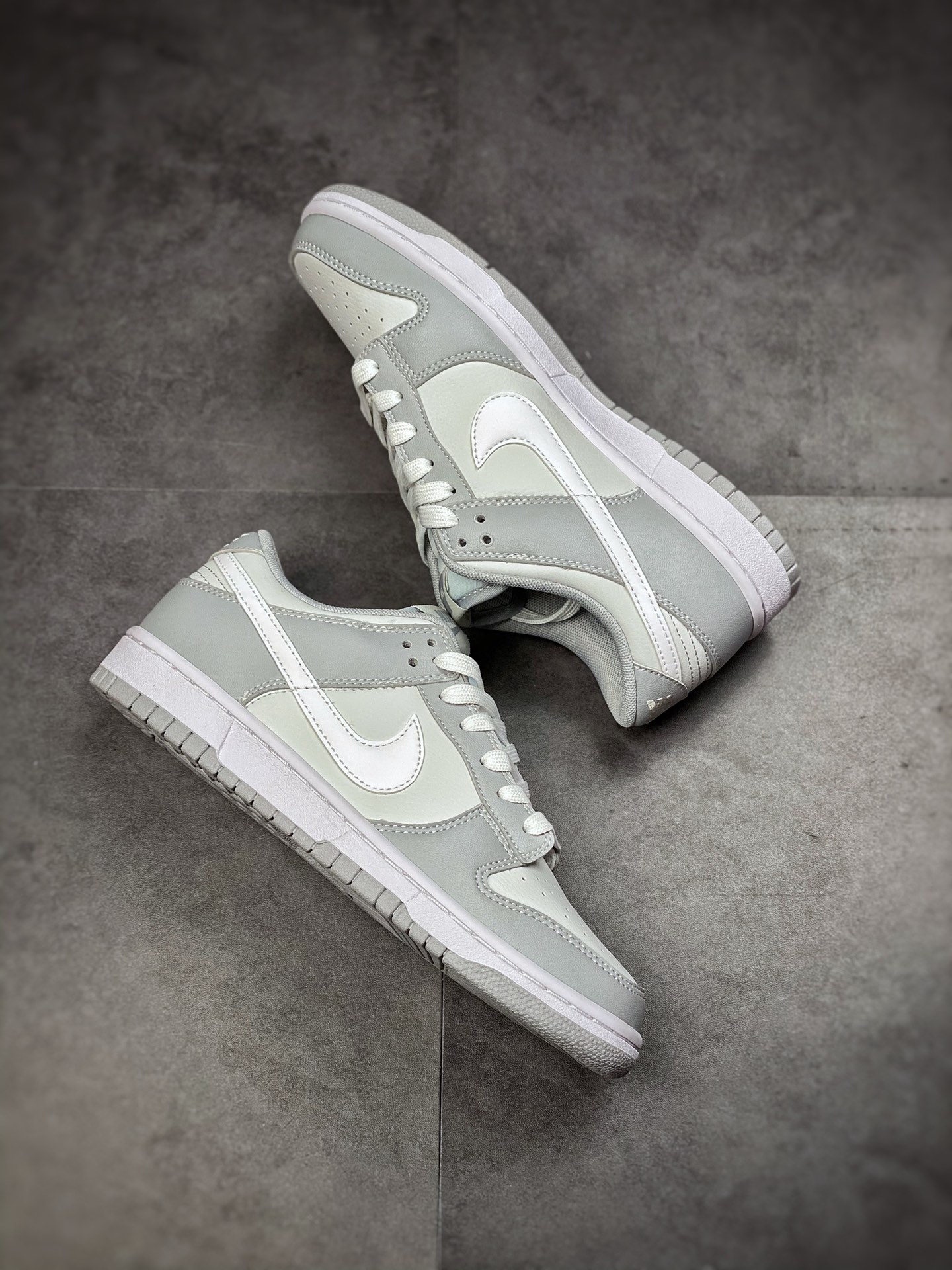 300  220  Nike Dunk Low Retro 复古 白灰 Dunk  DJ6188-001