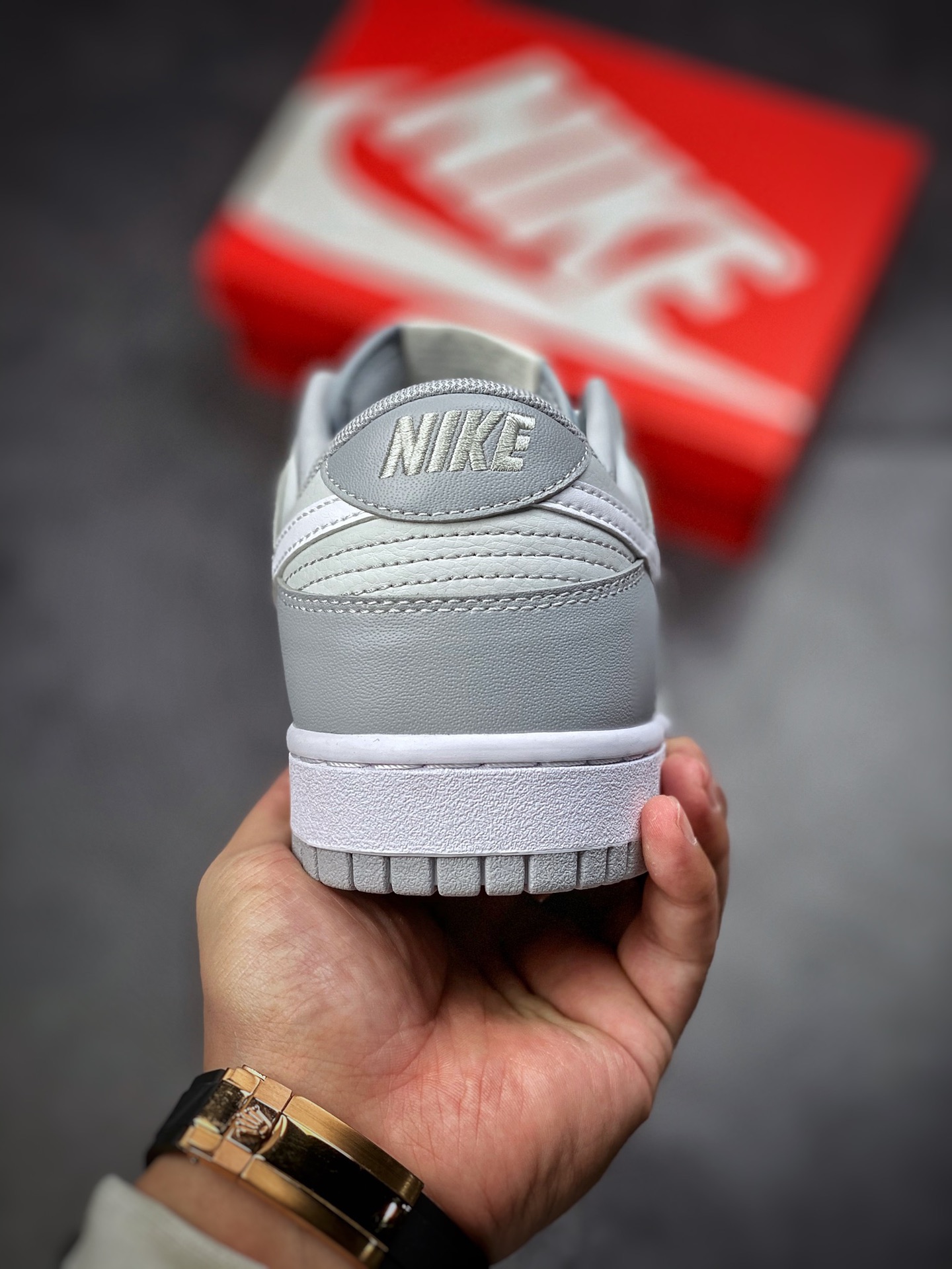 300  220  Nike Dunk Low Retro 复古 白灰 Dunk  DJ6188-001