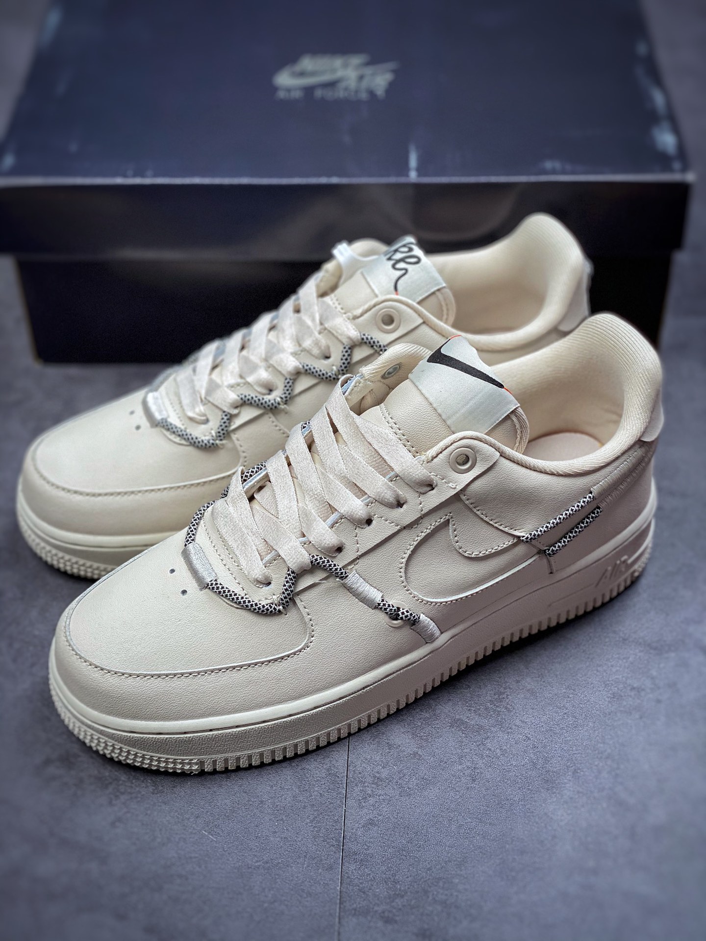 220  Nike Air Force 1 LX 全新配色 DH4408-102