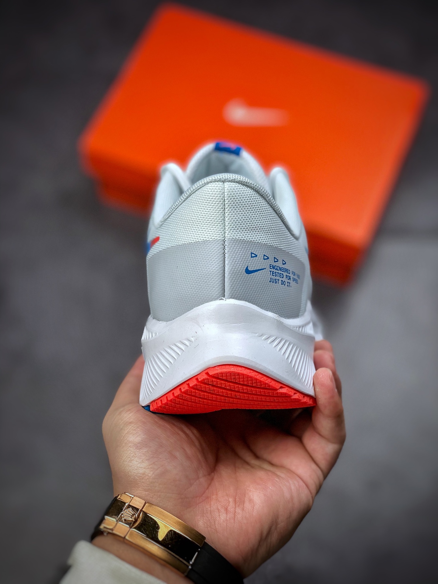 180  Nike Quest 4极速4代 网面透气 时尚休闲跑步鞋DA1105-101