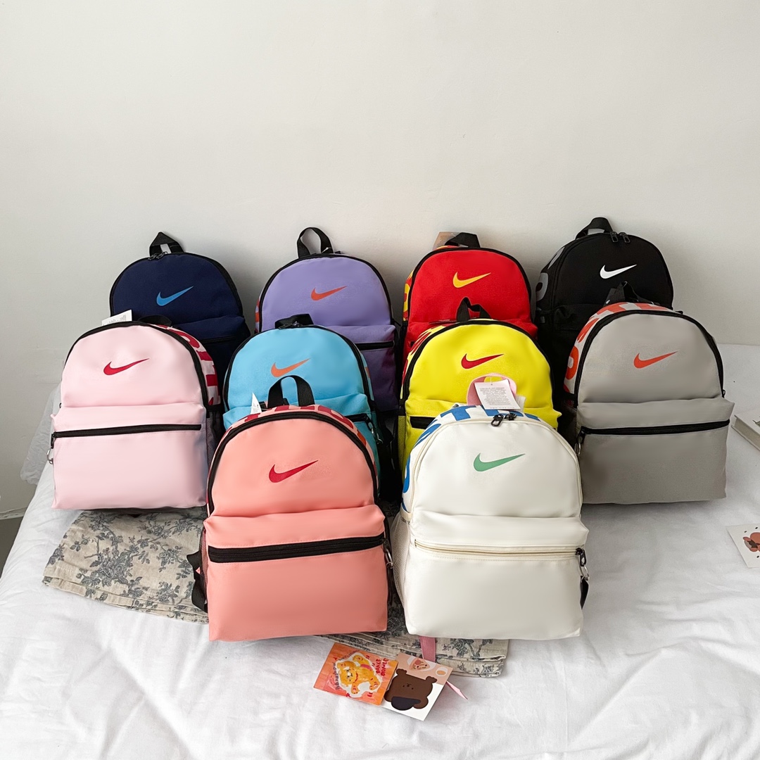 供货价:63💰开学季背包🎒原单好货,原包装吊牌，。NIKE耐克 儿童小背包幼儿园休闲双肩包男女大童运动休闲学生书包旅行背包 尺寸:31×25×13