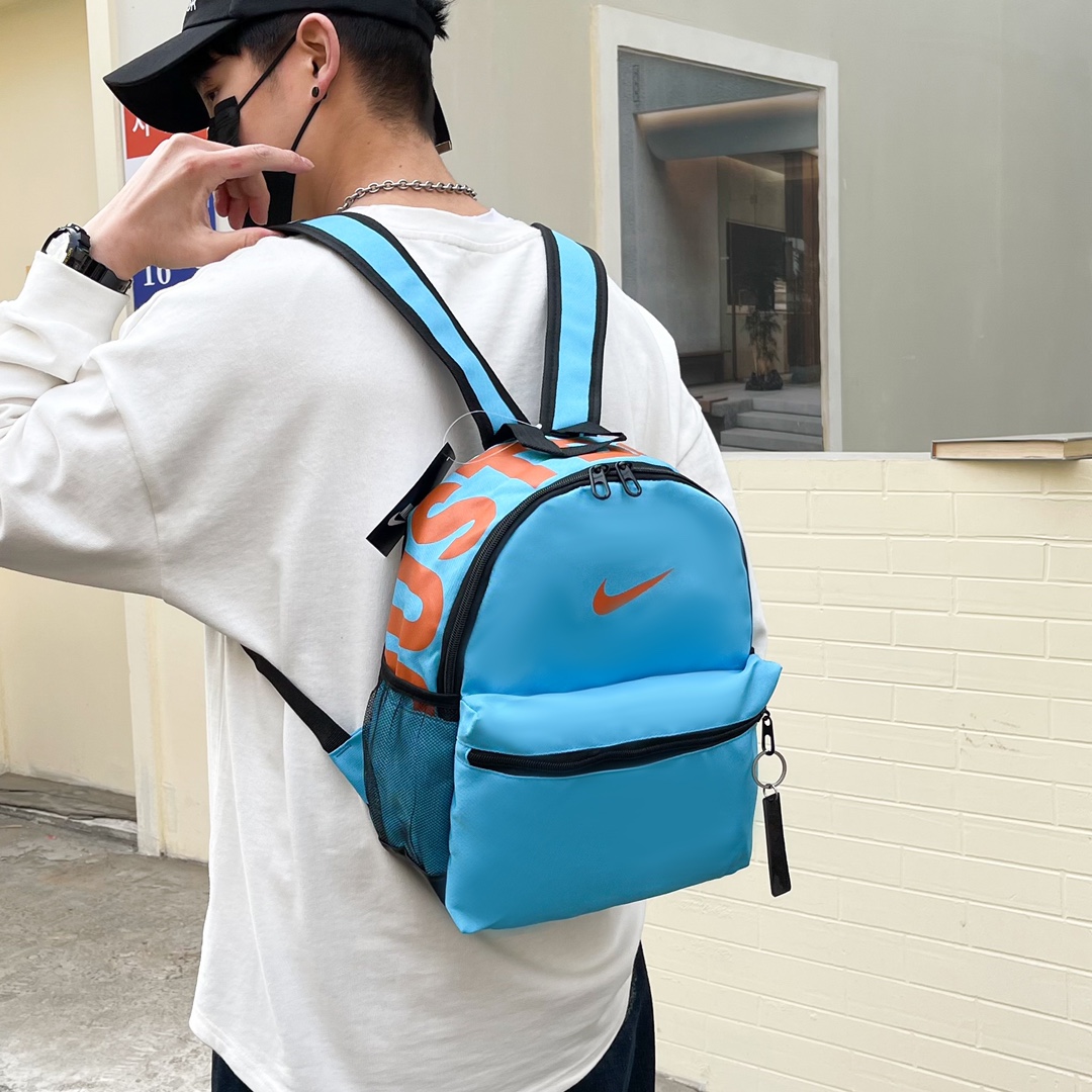 供货价:63💰开学季背包🎒原单好货,原包装吊牌，。NIKE耐克 儿童小背包幼儿园休闲双肩包男女大童运动休闲学生书包旅行背包 尺寸:31×25×13