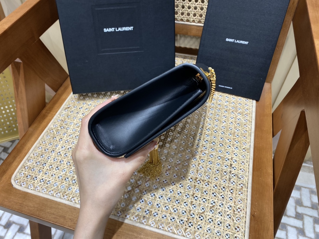 YSL ๐ฒ๐๐๐ ๐ฎ๐ฐ๐๐ ๅนณ็บน็ปๅ
ธๆฌพๆๆ้พๆกๅ
354119้ป่ฒ/้ๆฃ