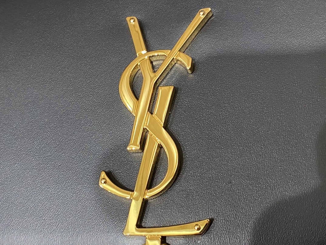 YSL ๐ฒ๐๐๐ ๐ฎ๐ฐ๐๐ ๅนณ็บน็ปๅ
ธๆฌพๆๆ้พๆกๅ
354119้ป่ฒ/้ๆฃ