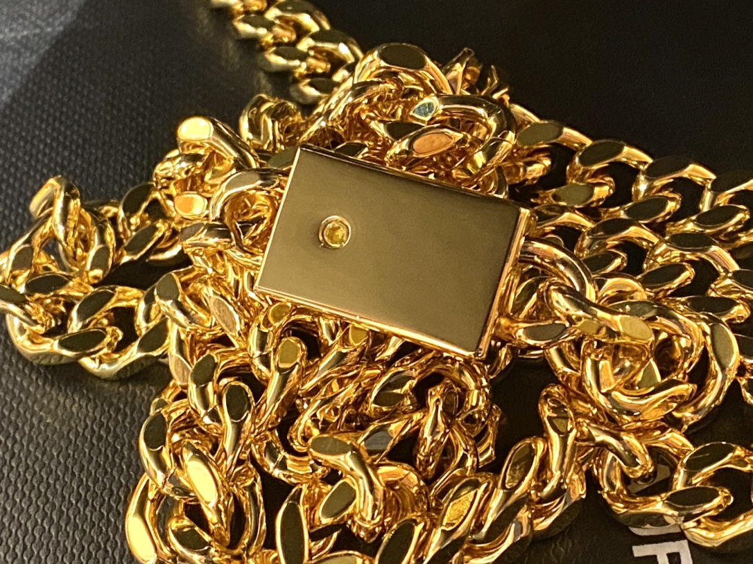 YSL ๐ฒ๐๐๐ ๐ฎ๐ฐ๐๐ ๅนณ็บน็ปๅ
ธๆฌพๆๆ้พๆกๅ
354119้ป่ฒ/้ๆฃ