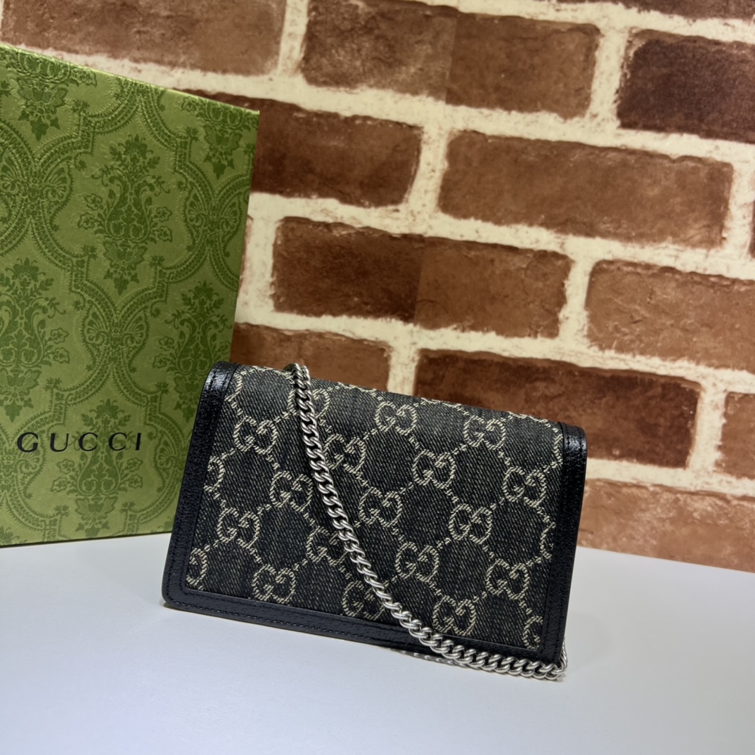 Gucci Style Denim Chain Bag style reference detail image 2 from source 770039