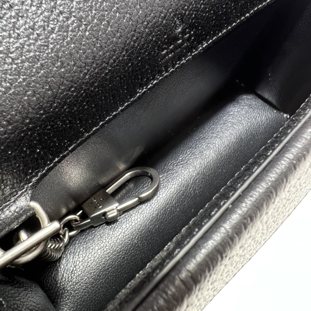 Gucci Style Denim Chain Bag style reference detail image 6 from source 770039
