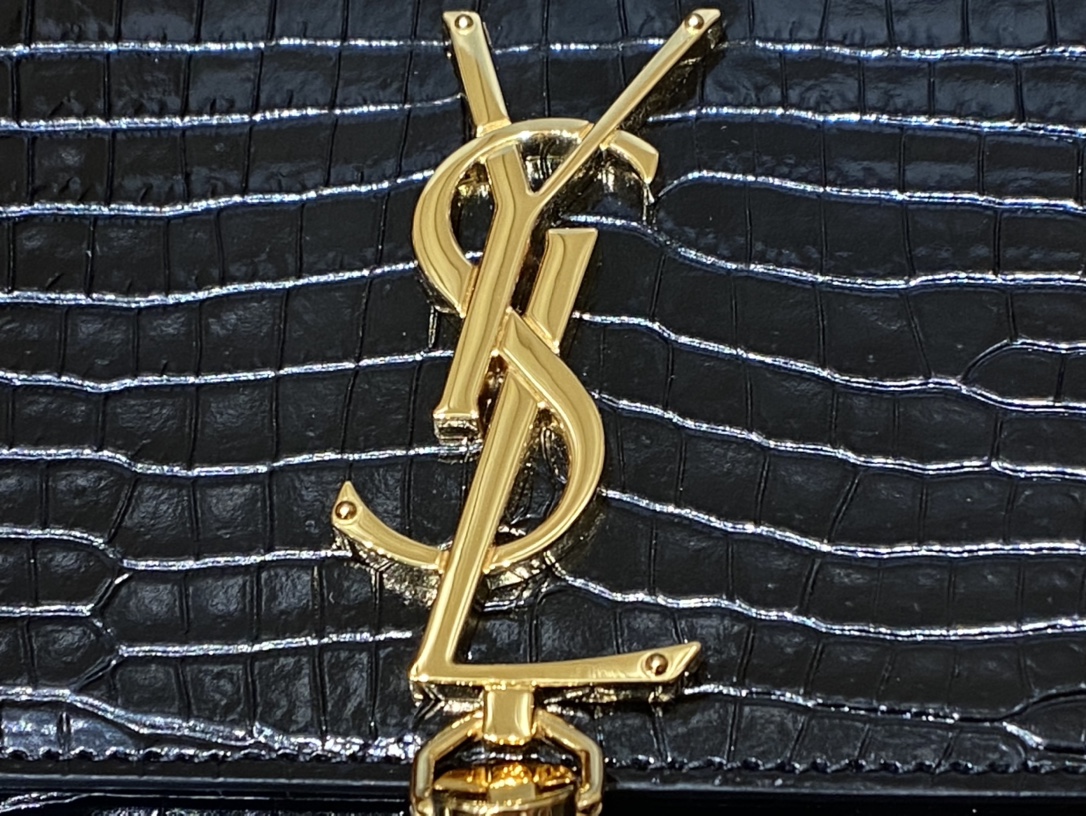 YSL ๐ฒ๐๐๐ ๐ฎ๐ฐ๐๐ ้ณ้ฑผ็บนๆต่ๅ
354119้ป่ฒ/้ๆฃ