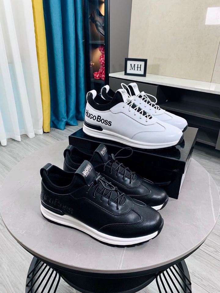 I5   boss 😘😘高端系列运动男鞋，以经典的设计成为永不落幕的时尚宠儿，经典的休闲造型。鞋面采用牛皮鞋面➕ 品牌logo点缀 彰显品牌魅力；头层真皮里[太阳][太阳]品牌专用大底，耐磨，轻便，