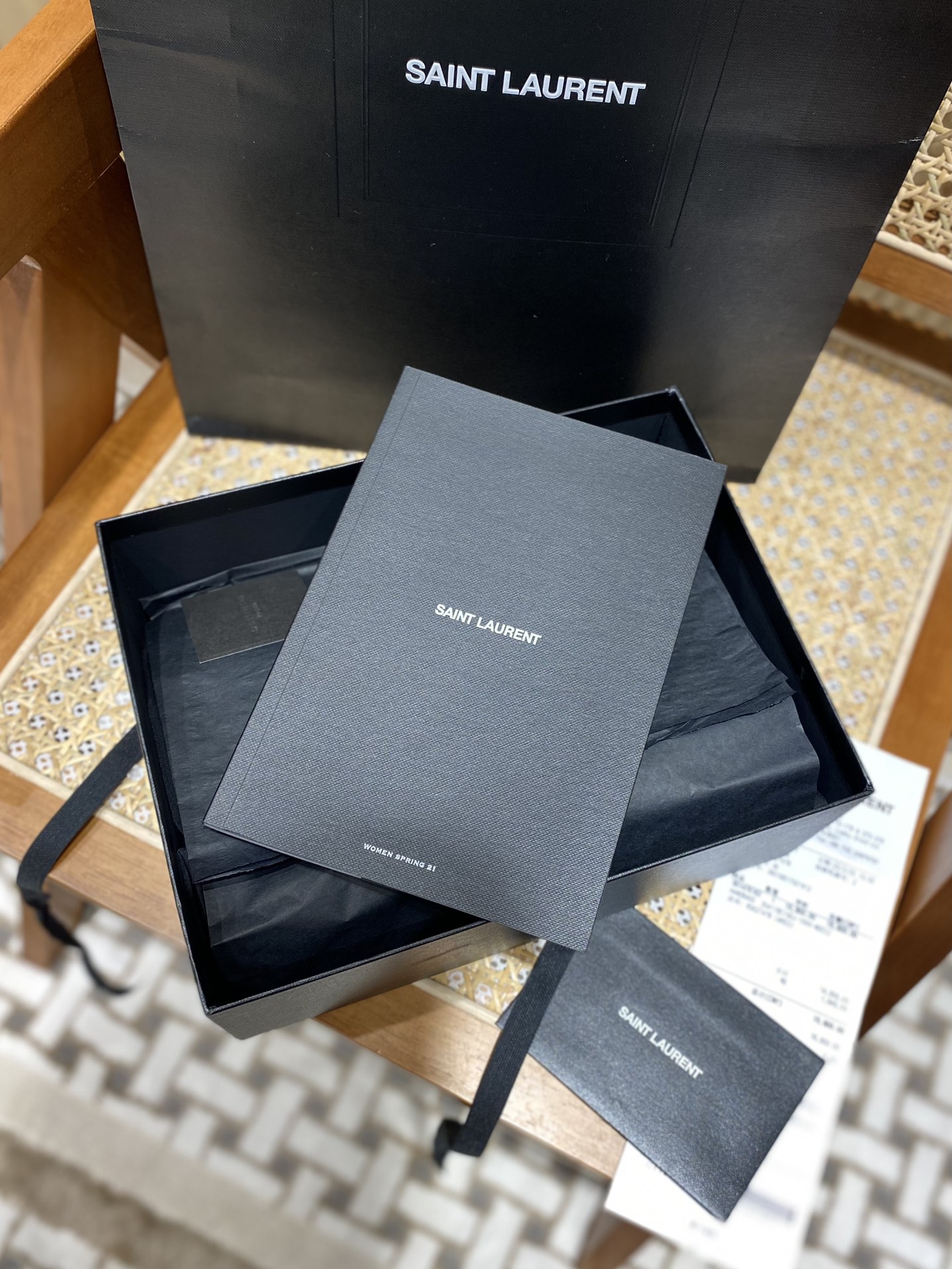 YSL ๐ฒ๐๐๐ ๐ฎ๐ฐ๐๐ ้ณ้ฑผ็บนๆต่ๅ
354119้ป่ฒ/้ๆฃ