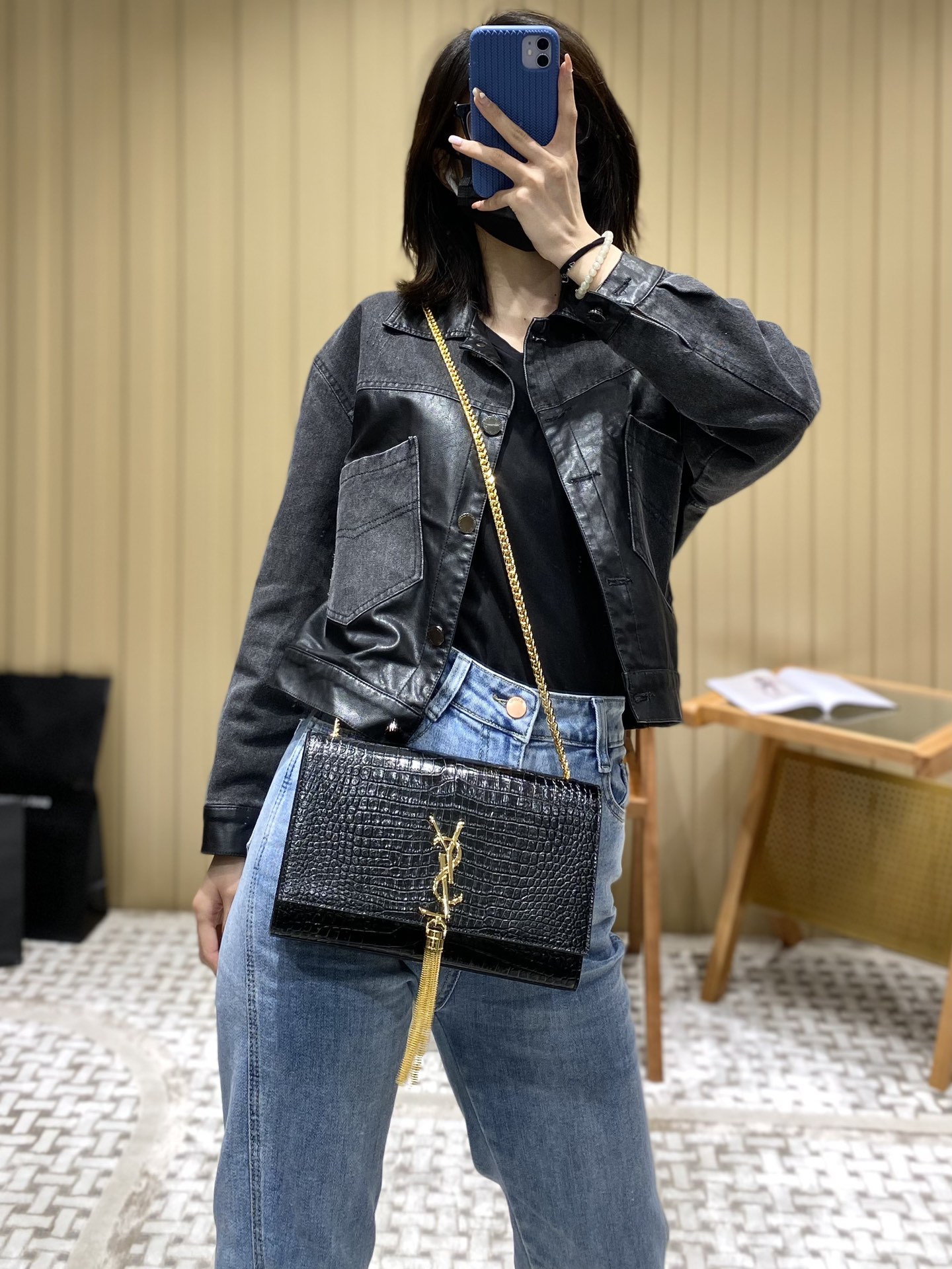 YSL ๐ฒ๐๐๐ ๐ฎ๐ฐ๐๐ ้ณ้ฑผ็บนๆต่ๅ
354119้ป่ฒ/้ๆฃ