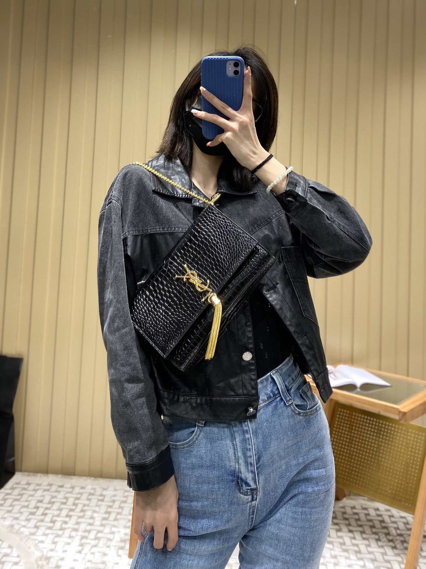YSL ๐ฒ๐๐๐ ๐ฎ๐ฐ๐๐ ้ณ้ฑผ็บนๆต่ๅ
354119้ป่ฒ/้ๆฃ