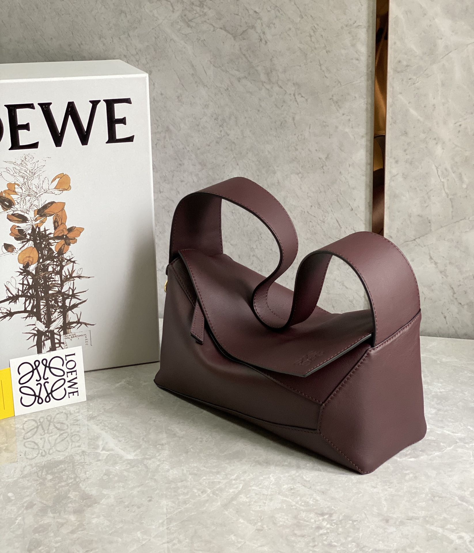 LOEWE罗意威Puzzle hobo腋下包 0673酒红