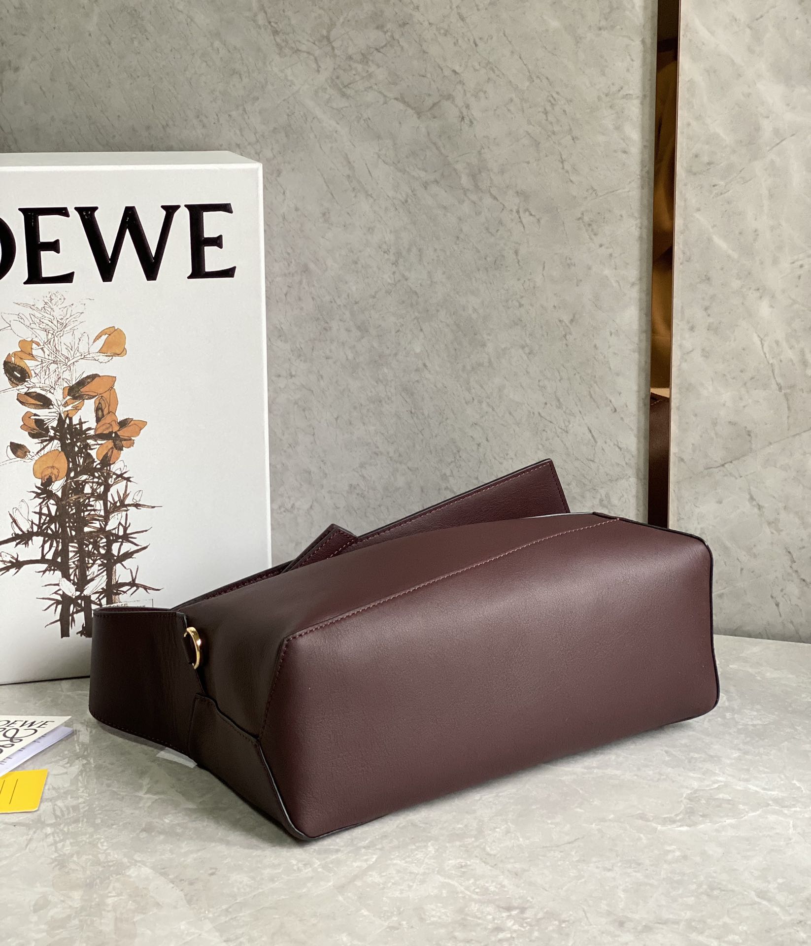 LOEWE罗意威Puzzle hobo腋下包 0673酒红