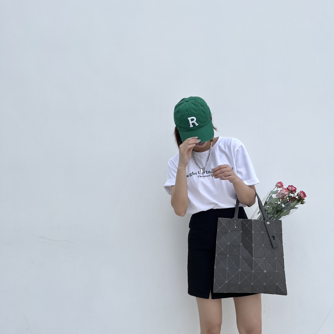 ISSEY MIYAKE 新品三月樱花季限定色手提袋0087