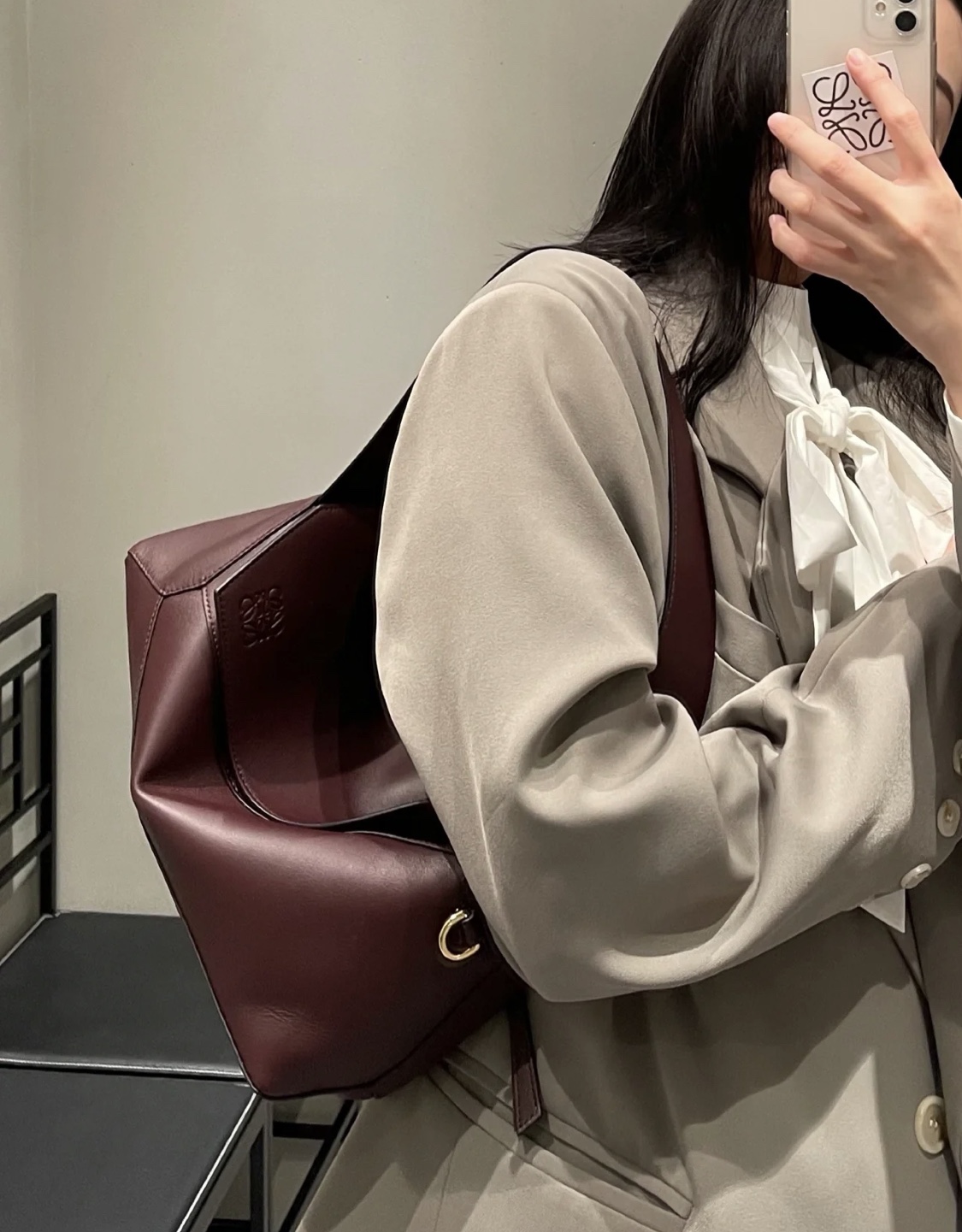 LOEWE罗意威Puzzle hobo腋下包 0673酒红