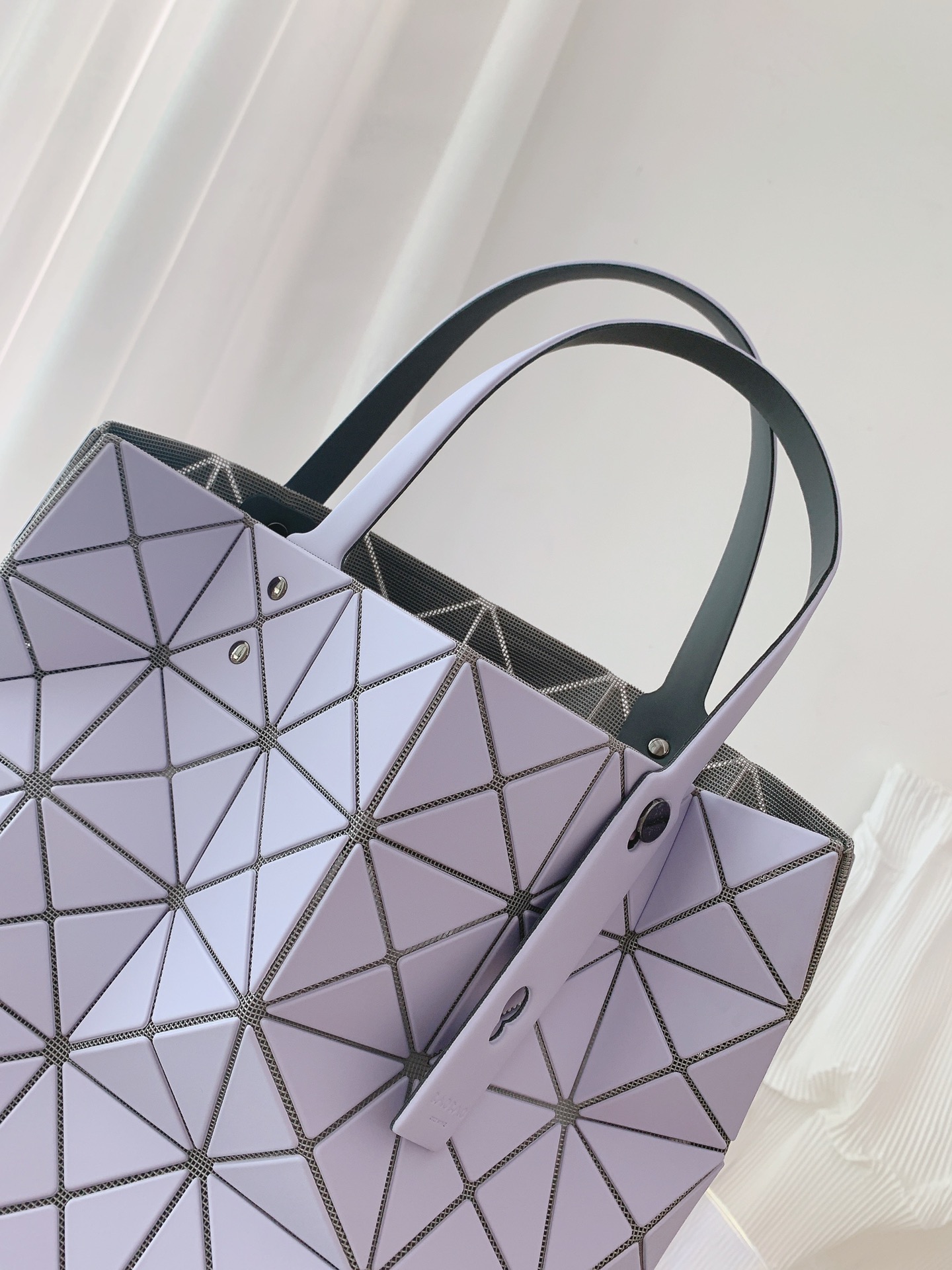 ISSEY MIYAKE 新品三月樱花季限定色手提袋0087