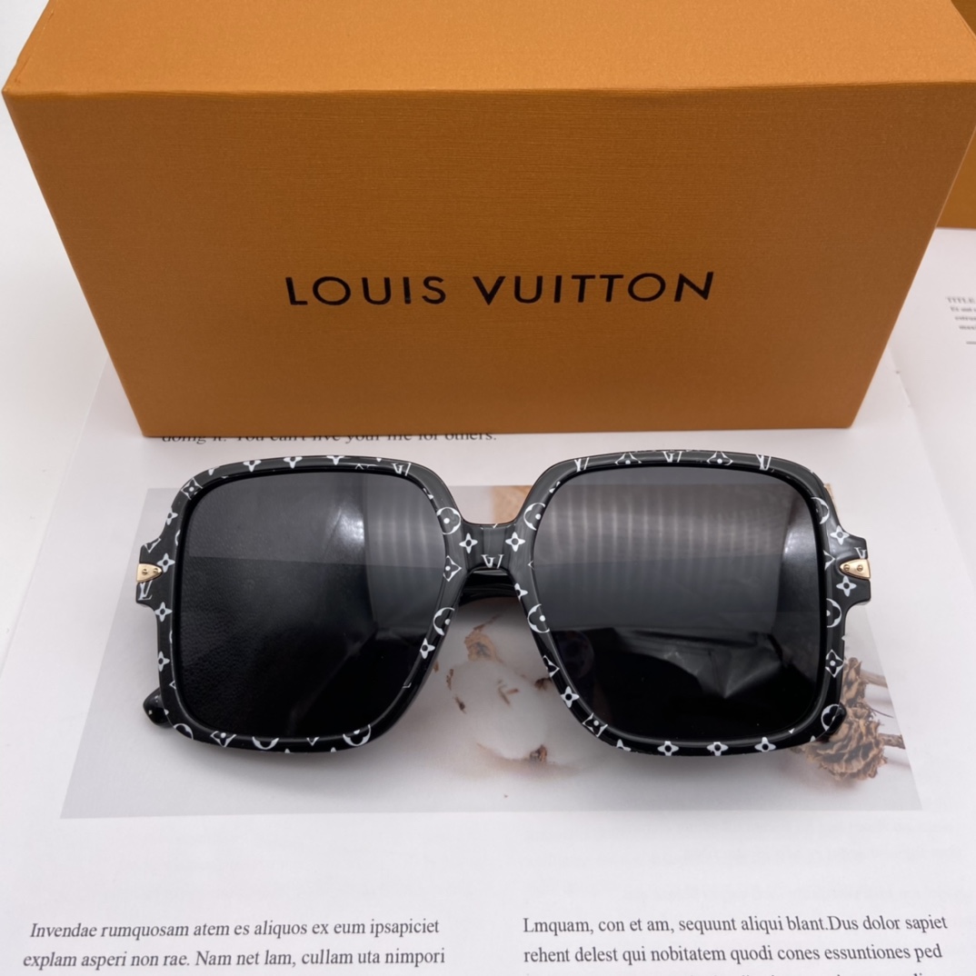 FIND] Chanel sunglasses, Seller- Lat-Lon aka Edward glasses. ¥370.  Protection- UV400. To order, you need to message him, added yupoo in  comments, send him a pic of what you want & go