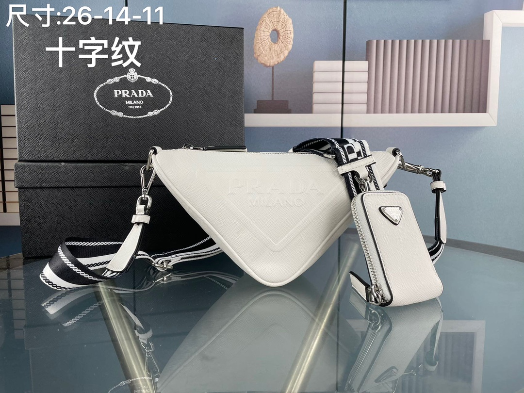 十字纹配盒子Prada21K三合一三