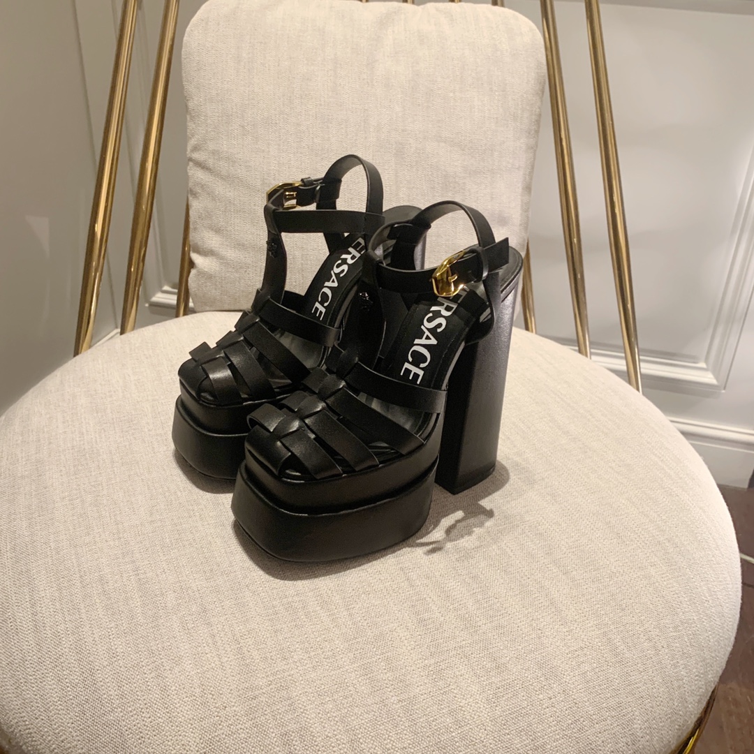 Suela de cuero 35.¡Versace odio alta colección! ¡En el extranjero comprado el original desmontado, 1