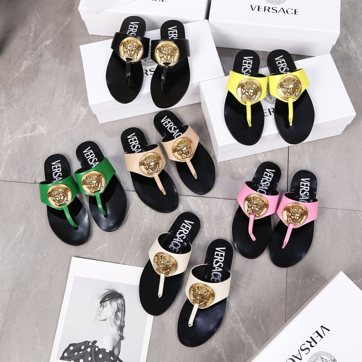 NO:231007,20612-10 VERSACE Fan Shizhe's latest flat-sole clamp-tool, hardware buckle one to one open mold, synonymous with comfortable and tall clothes, 6-color counter synchronization, black, apricot, beige, pink, green, yellow, 35-43, 44.45 customized non-return and exchange,: rubber sole rice, double-layer leather sole (custom-made non-return and exchange) rice, split-toe shoes, versace1986090920612一10 VERSACE范师哲最新款平底夹拖,五金饰扣一比一开模,穿着舒适、高大尚的代名词,6色专柜同步,黑色,杏色,米白色,粉红色,绿色,黄色,码数35-43,44.45订做不退换,:橡胶底米,双层皮底（定做不退换）米,分趾鞋,versace,Women's Shoes