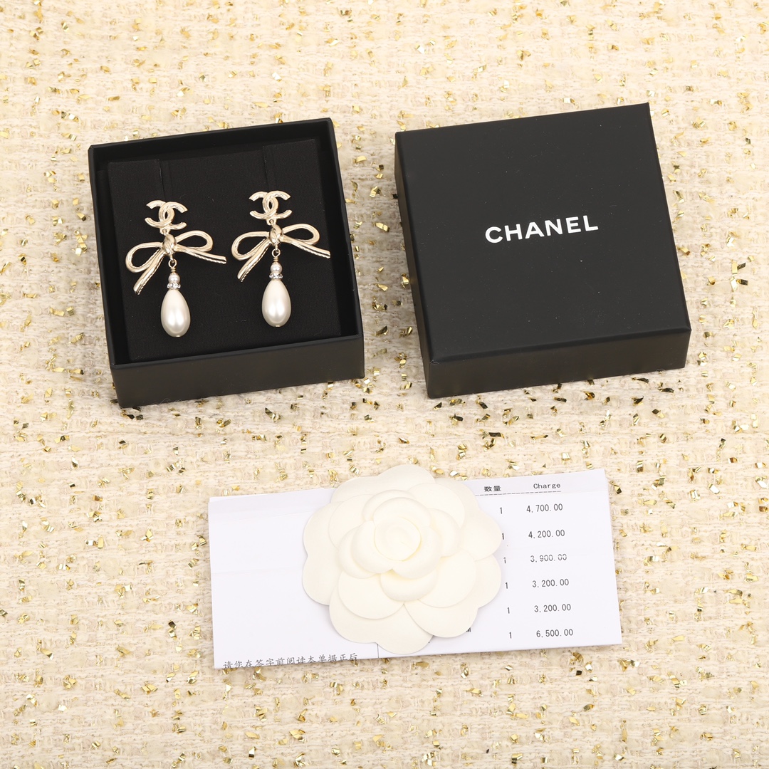 CHANEL Earrings Bow Pearl Pendant