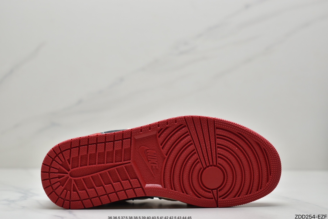 230 耐克Nike Air Jordan 1 Low”Chicago”AJ1乔丹一代低帮篮球鞋553558-118