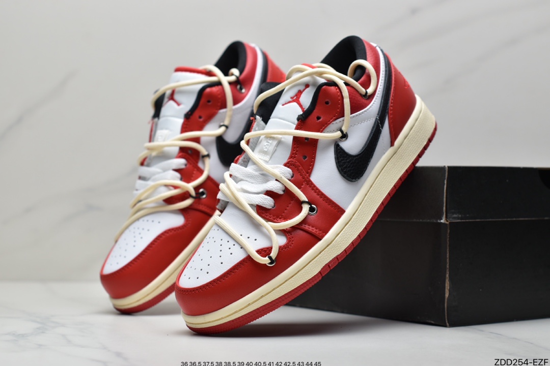 230 耐克Nike Air Jordan 1 Low”Chicago”AJ1乔丹一代低帮篮球鞋553558-118