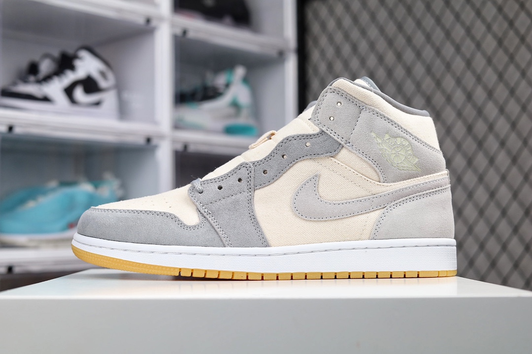 H5 纯原版本 Air Jordan 1 Mid 米灰色椰奶 市售最强中帮 天花板品质市面唯一正确版本 全鞋正品原材料 公司原鞋购回重新打版开模 拒绝公底 购置公司同步原材料 都有细节还原95%全网最高版本 原汁原味 忠于原版×699BX