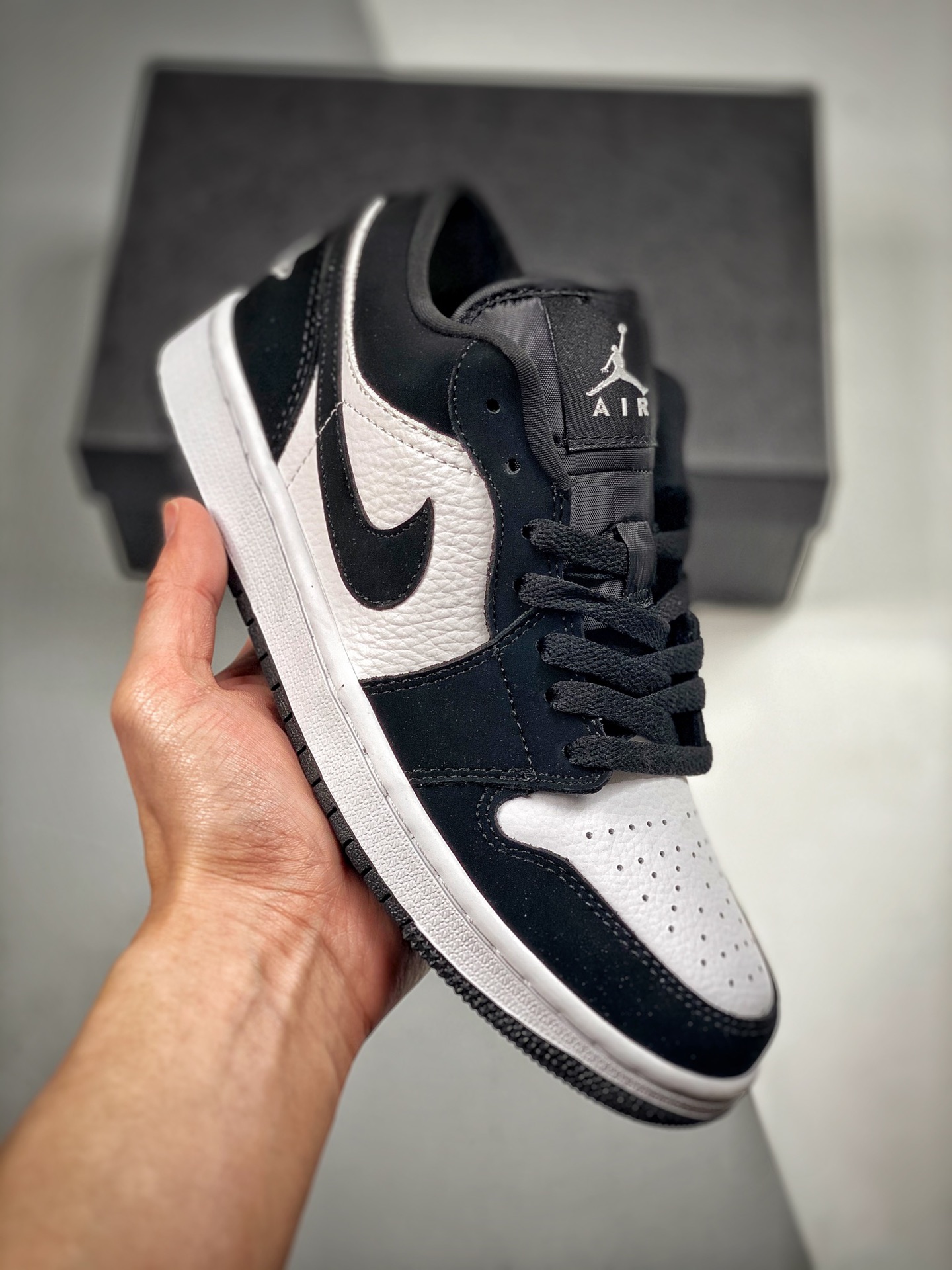Air Jordan 1 Low blanco y negro, AJ1 zapatillas casuales de caña baja, colores oficiales sincronizados, única piel de p…