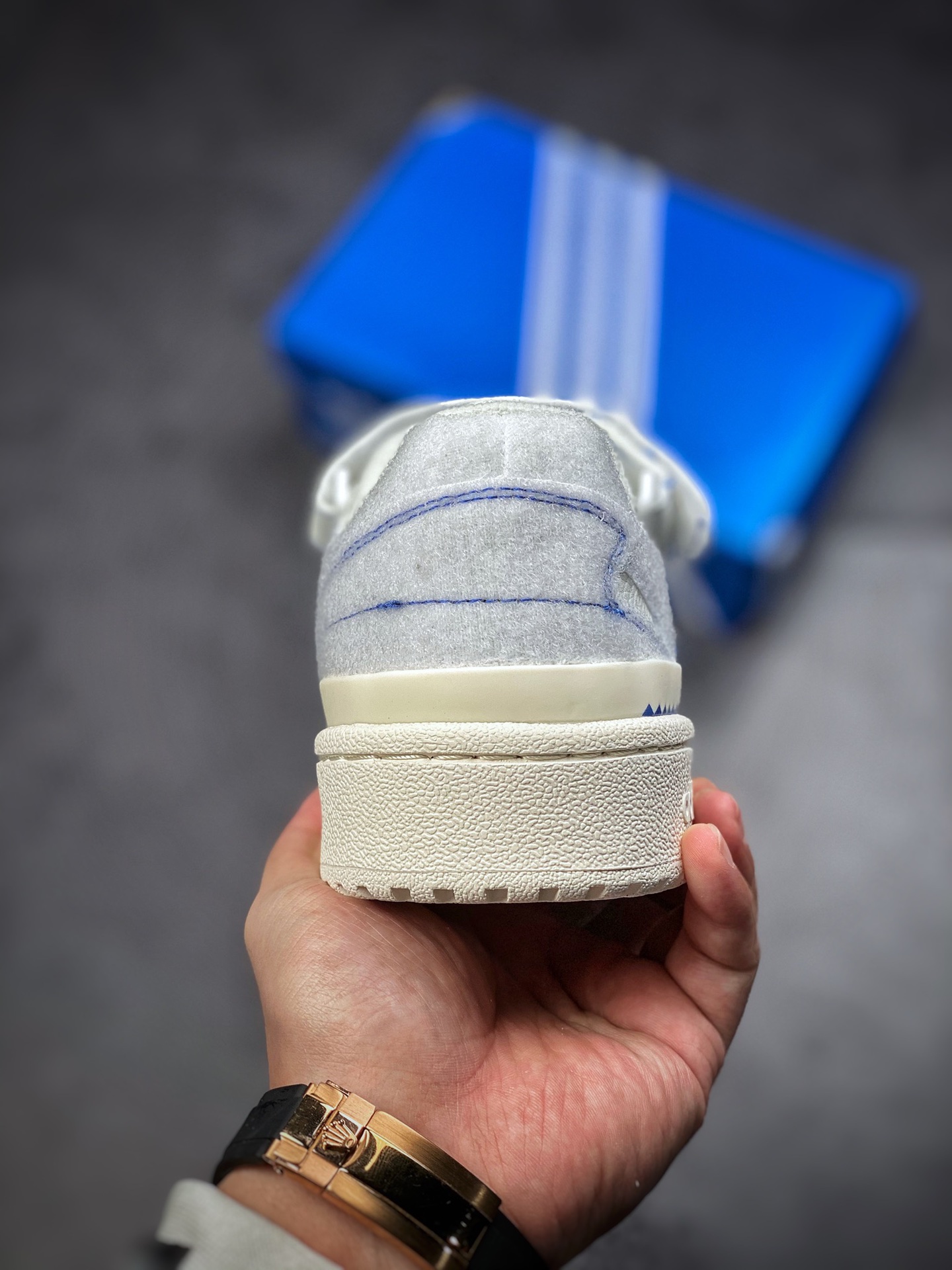 180 阿迪达斯 Adidas Forum 84 Low 低帮百搭潮流休闲运动板鞋GX1018-莆田鞋,莆田鞋货源,高仿鞋,高仿鞋货源,安福档口,莆田高仿鞋,莆田鞋批发,高仿鞋批发,莆田高仿运动鞋,高仿运动鞋,莆田运动鞋 180 阿迪达斯 Adidas Forum 84 Low 低帮百搭潮流休闲运动板鞋GX1018