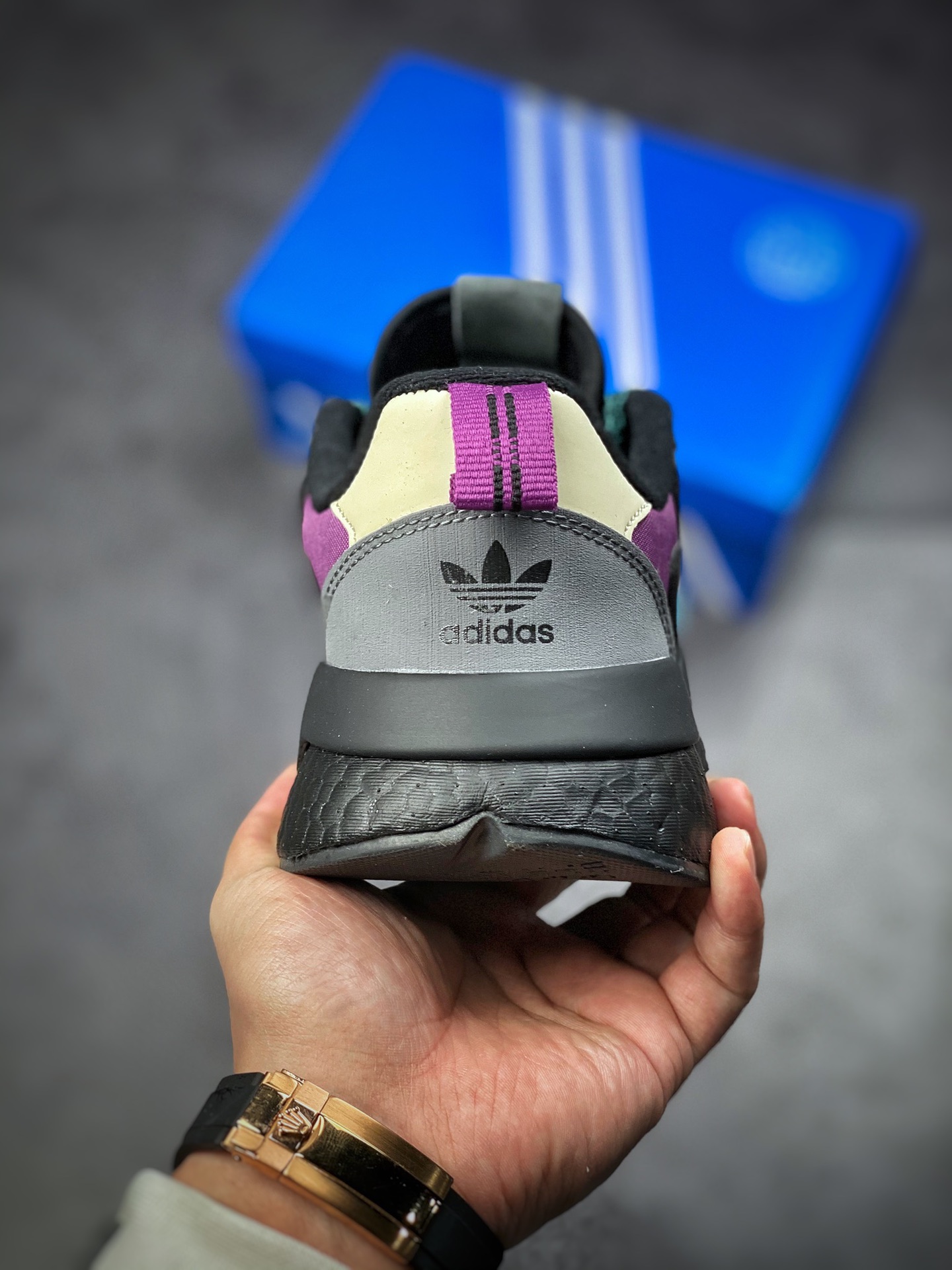 180 Adidas Nite Jogger Boost 3.0 三叶草 联名夜行者黑灰蓝FZ3665-莆田鞋,莆田鞋货源,高仿鞋,高仿鞋货源,安福档口,莆田高仿鞋,莆田鞋批发,高仿鞋批发,莆田高仿运动鞋,高仿运动鞋,莆田运动鞋 180 Adidas Nite Jogger Boost 3.0 三叶草 联名夜行者黑灰蓝FZ3665